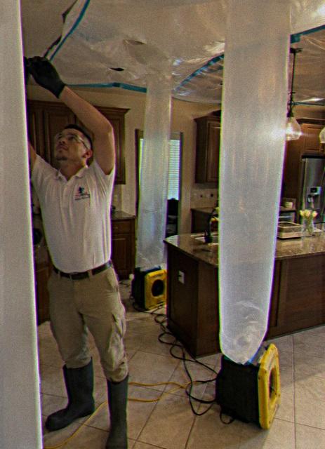 Ceiling & Wall Water Damage Restoration in Irving TX
